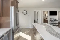 Cozy Guest House In The Chugach Mountains - Balcony