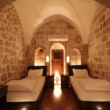 Zinciriye Hotel