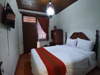 Dem Ayem Heritage Guest House - Pensions