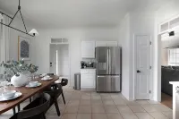 Family & Pet Friendly Modern Townhouse - 4-Star