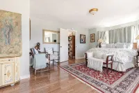 Cambria Victorian Castle: Walk to Beach, Village Shops, Wineries and Galleries! - balcony