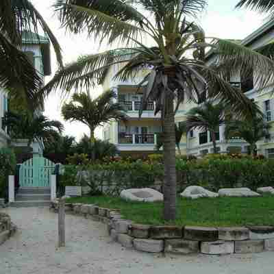 Oceanfront 2/2 condo Hotel Exterior