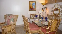 Prime Oceanfront, Remodeled St. Thomas 2BR/2BA Condo-Poolside, W/D, & Dining - Pools
