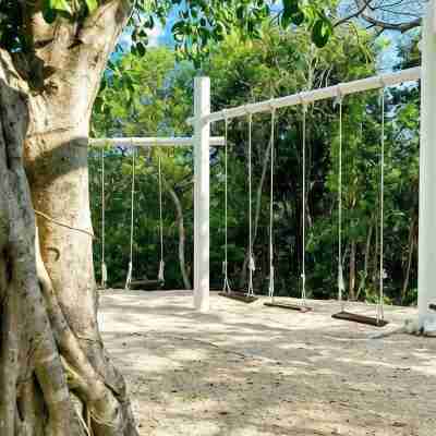 Spacious Private Villa with Pool Backing to Golf Course Beach Only Minutes Away Hotel Exterior