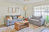 Less than 1 mile from downtown Fairhope!