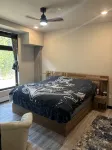 New Condo w/ Hot Tub & Balcony-Short Walk/Bike to Trestle Bike Park & Village - 부티크