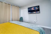 Serene Oakwood Townhouse - 4-Star