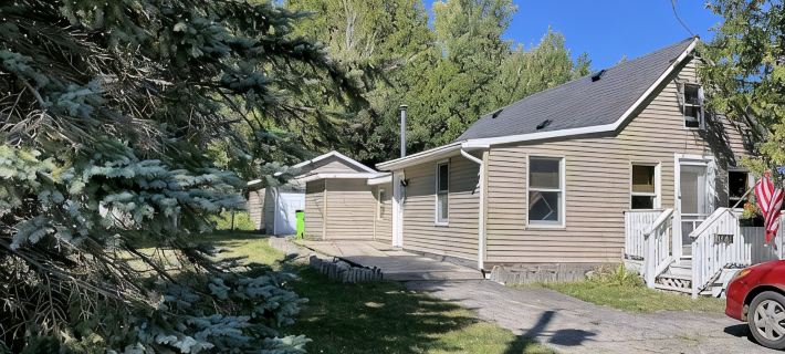 Makwa North in St Ignace – God’s Country by Mackinac Island Hotels in Saint Ignace