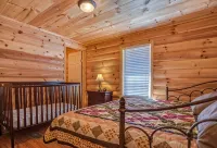 Piney Knob Lodge-15 Min to Lake Lure-30 Min to TIEC-Hot Tub -Stocked Pond-Creek - 4-Star