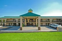 Quality Inn Mt. Pleasant - 2-Star