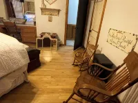 Amazing Grace Home on the River ブランコのホテル