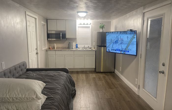 Quaint, tiny home in the small town of Bainbridge.  Newly remodeled.