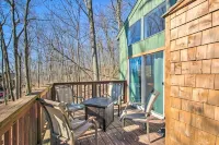 Cozy Wintergreen Ski Chalet -Hot Tub-Walk to Slopes & Family Friendly! - 4-Star