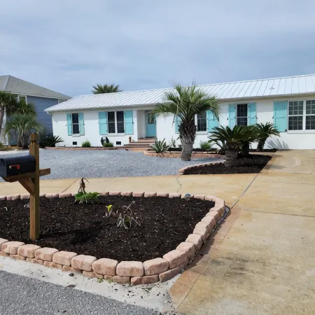 Beautiful Beach Home- 3 min walk to beach-Boat dock in back yard & private pool