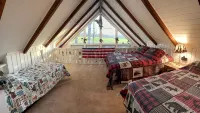 Cozy Indian Lake Chalet on Golf Course w/ Arcade Game Room. Close to flight 93 - Chalets