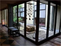 Hotel Kawachiya - غرفة مطلة على الجبل