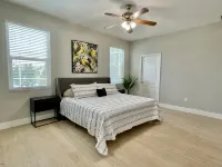 Relaxing 3BED 2BATH POOL Home w. Pond View & HOT TUB - 4-Sterne