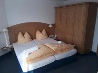 Hotel Garni Alpenruh-Micheluzzi - 4-Star