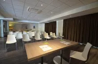 Turin Airport Hotel & Residence - Balcony