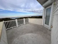 Holy Mackerel -Gorgeous, large home -Ocean view & Sound view -Great for families - 2-Star