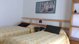 B&B Magenta