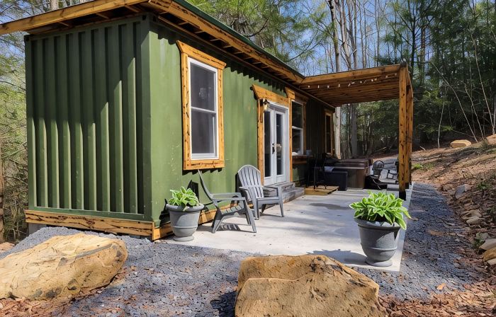 Book Your Adventure Getaway at our Container Cabin near New River Gorge