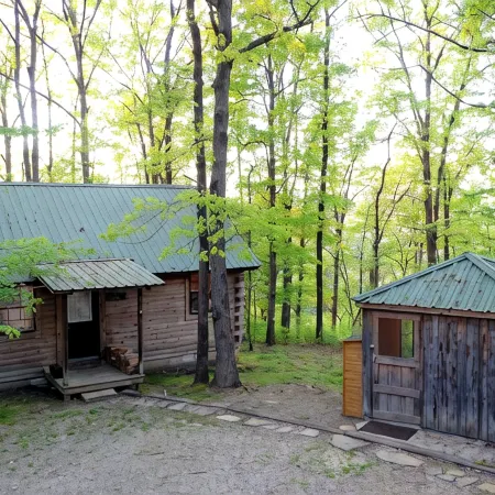 Couples Getaway Near Hot Springs-Jacuzzi and Hot Tub Overlooking Mountains!