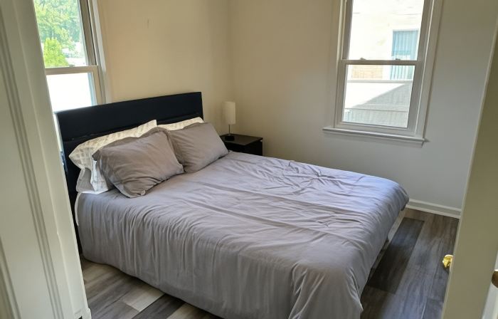 Sleeps 8, YSU, Fairgrounds, Wi-Fi, EV1, Remote
