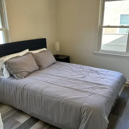 Sleeps 8, YSU, Fairgrounds, Wi-Fi, EV1, Remote