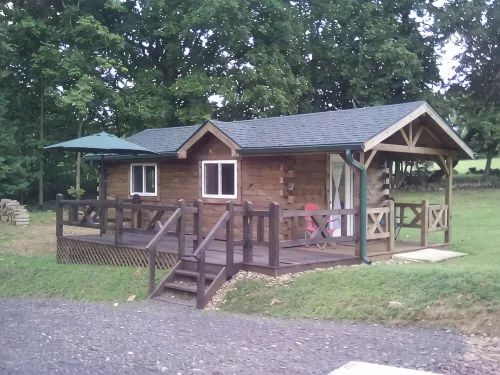 Charming Amish-Built Log Cabin in Utica, PA - Homestays