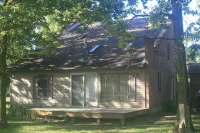 Historic 1840s Lamoreaux House / Modern Addition - Wifi
