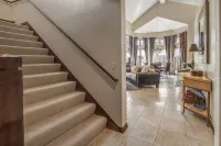 NEW Ski In/Out! Spacious, Hot Tub, Spruce Tree Lodge,  Arrowhead/Beaver Creek - 부티크