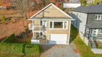 Dynamite 2-Bedroom House, Garage, Sleeps 6 - 3-Star