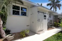 Fisherman's dream!!, Privacy, Heated Pool,Hot Tub, 50' Dockage, Tiki, pets ok, - جاكوزي