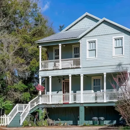 Hatch Life in Steinhatchee Landing