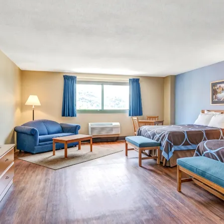Super 8 by Wyndham Mahwah
