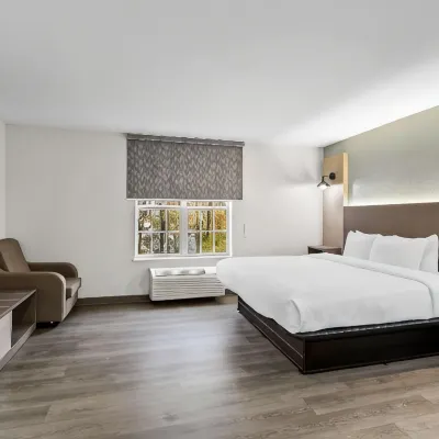 MainStay Suites Columbia Harbison Hotels near Harbison State Forest