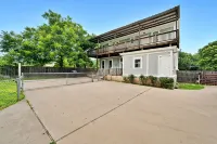 Fannie's On 5th Street-Close To Downtown And Magnolia Market - Homestays