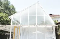 Yellow House Bandung - Villas