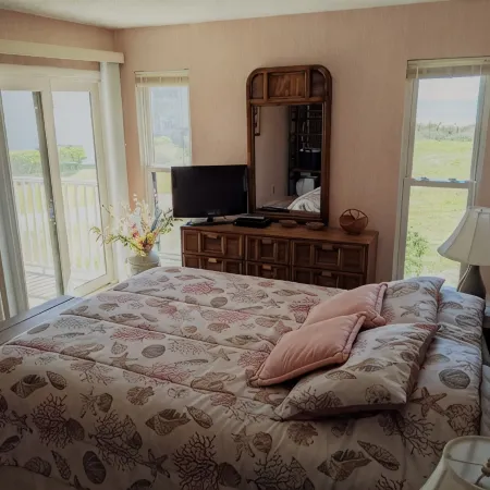 Topsail Dunes Beach Condo - Oceanfront! First Floor! Ramp Access!