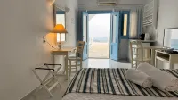 Santorini Theasis Suites - 2-Star