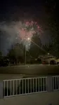 Walk across the street to Disneyland parking.  Fireworks show from front porch! - 4 estrellas