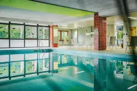 Sauerland Alpin Hotel - Pools