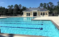 First Floor King Suite, Kids Bunk Room ~ Private Beach & Community Pool Access! - Swimmingpools