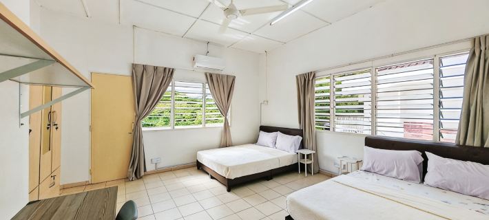 Spacious 9 Rooms house 23pax@Qbay Mall/Spice Arena Ξενοδοχεία στην πόλη Gelugor