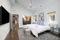 The Polygon, Park Circle, Pet Friendly - Homestays