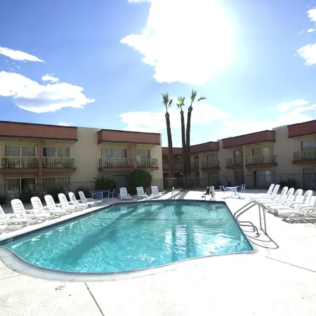 Royal Plaza Inn