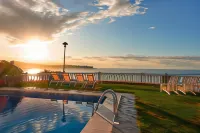 Apartamentos El Caserio - Pools