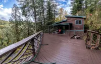 Welch Cabin: A Bnb for All Seasons - 3-Star