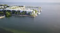 Hilton Key West Resort & Marina - bar